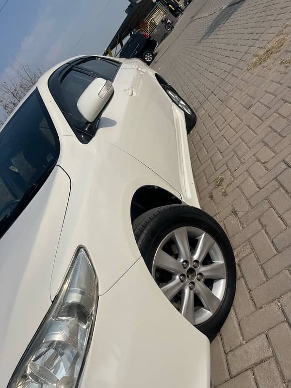 Toyota Corolla Altis 2010 1