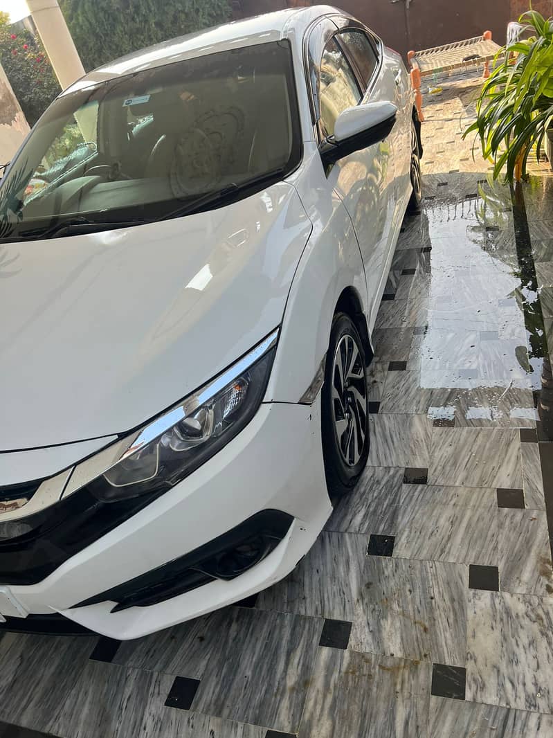 Honda Civic Oriel Model 2016 1