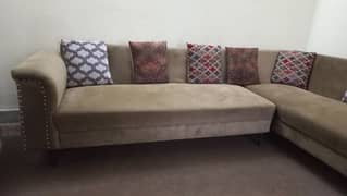 look like new l shape sofa 7 seater