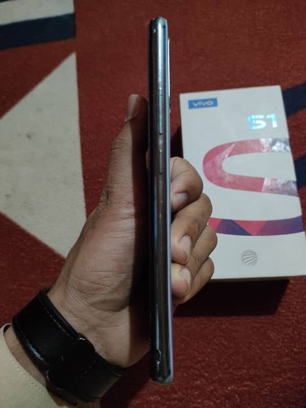 Vivo S1 1