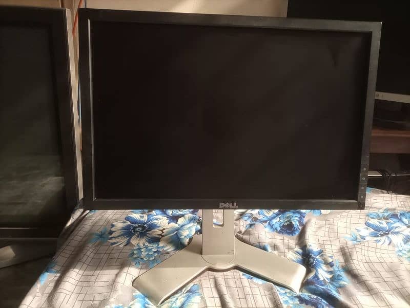 Dell LCD 19 inch condition 10/9 9