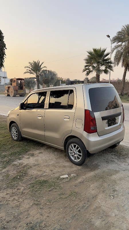 Suzuki Wagon R 2015 4