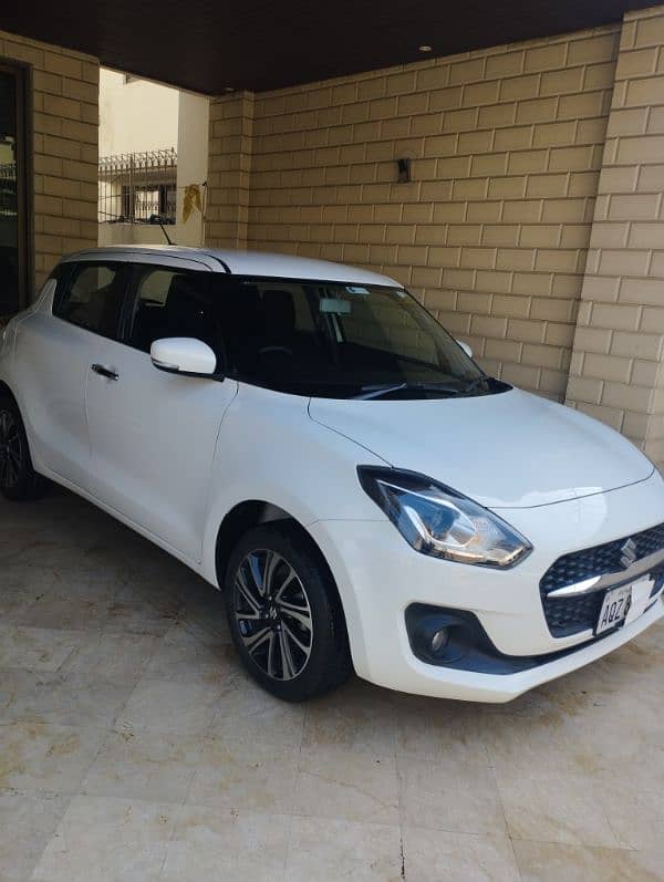 Suzuki Swift GLX 2024 16