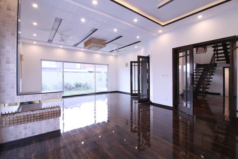 DEFENCE ONE KANAL BEAUTIFUL HOUSE AT PRIME LOCATION FOR RENT IN DHA LAHORE 29