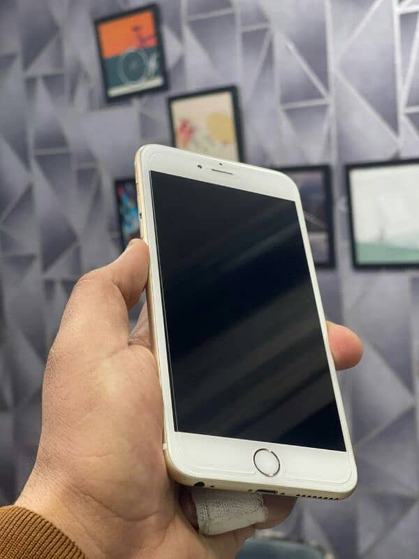 IPhone 6s plus 128 GB only WhatsApp number 1