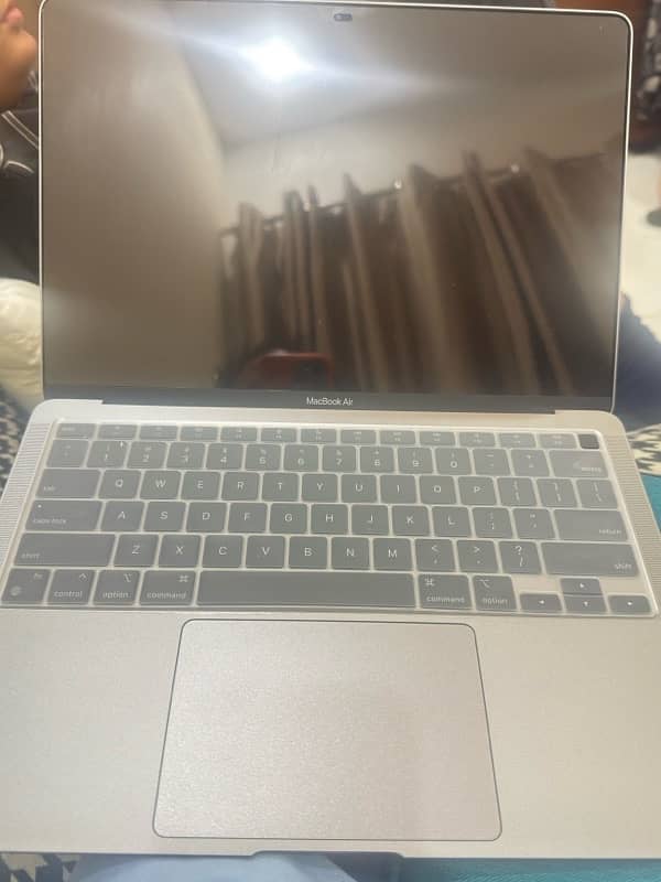 macbook Air used only 1 time 4