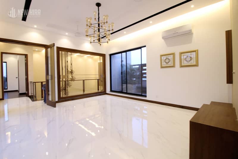 1 Kanal 100% Orignal Pick Luxury House For Rent Near Park Hot Location 34