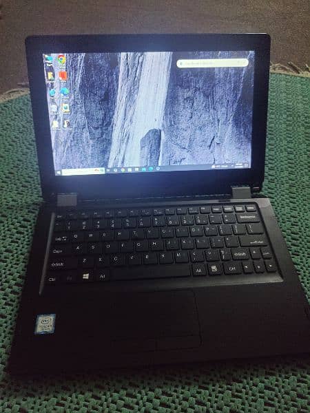 Laptop Y11C 8/256 Tablet mode Touch screen full okay Working. 4