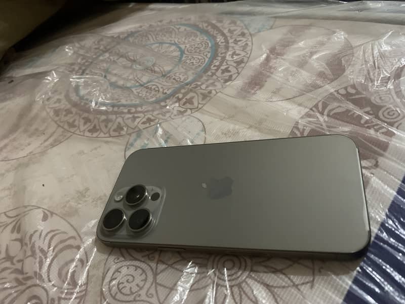 Apple iPhone 15 Pro Max 256 gb jv 0