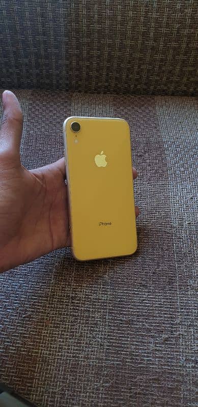 iPhone Xr 64Gb Pta approv 2