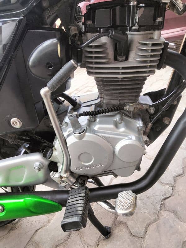 Honda Deluxe 125cc . , 03033258935 3