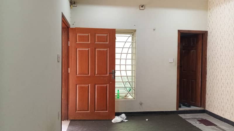 Room available for rent in h 13 Islamabad 3