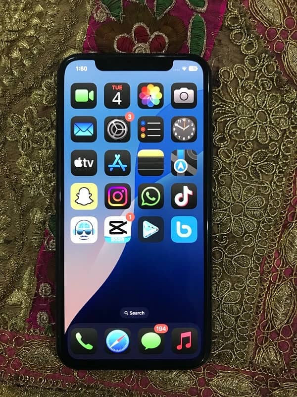 iphone 11 pro 2