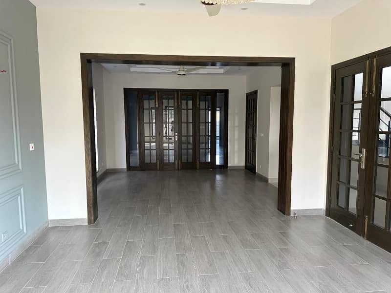 1 Kanal Grey Structure House For Sale In Banker Avenue Cooperative Housing Society 36