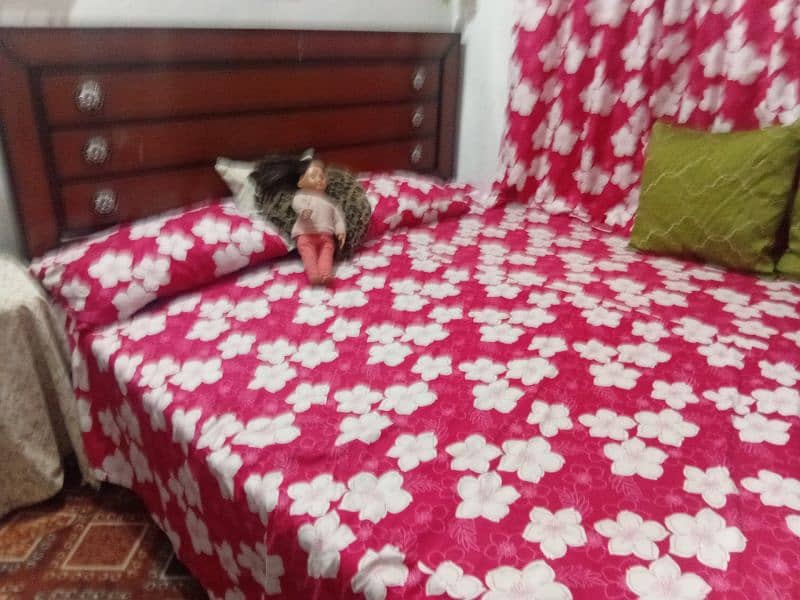 bed ha wooden ka 0