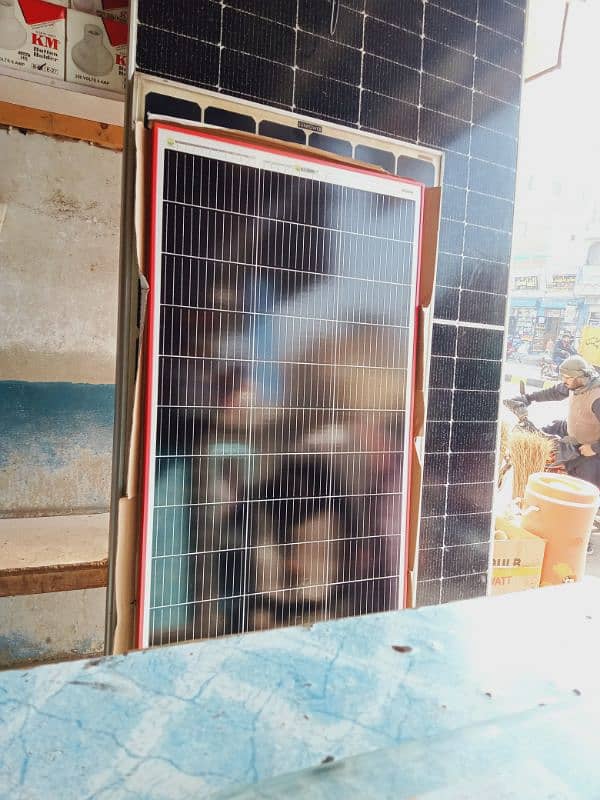 SOLAR PLATES AVAILABLE IN REASONABLE PRICE 1