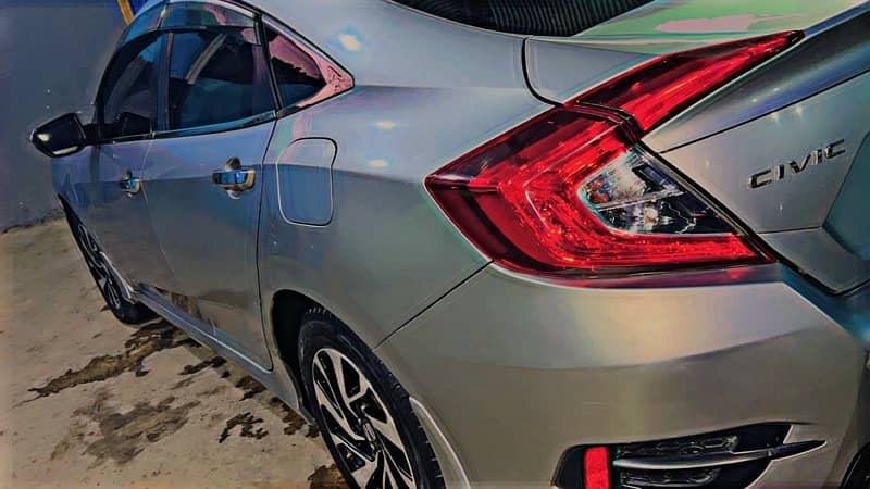 Honda Civic 2018 UG 0