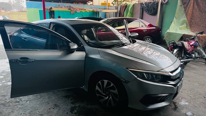 Honda Civic 2018 UG 5