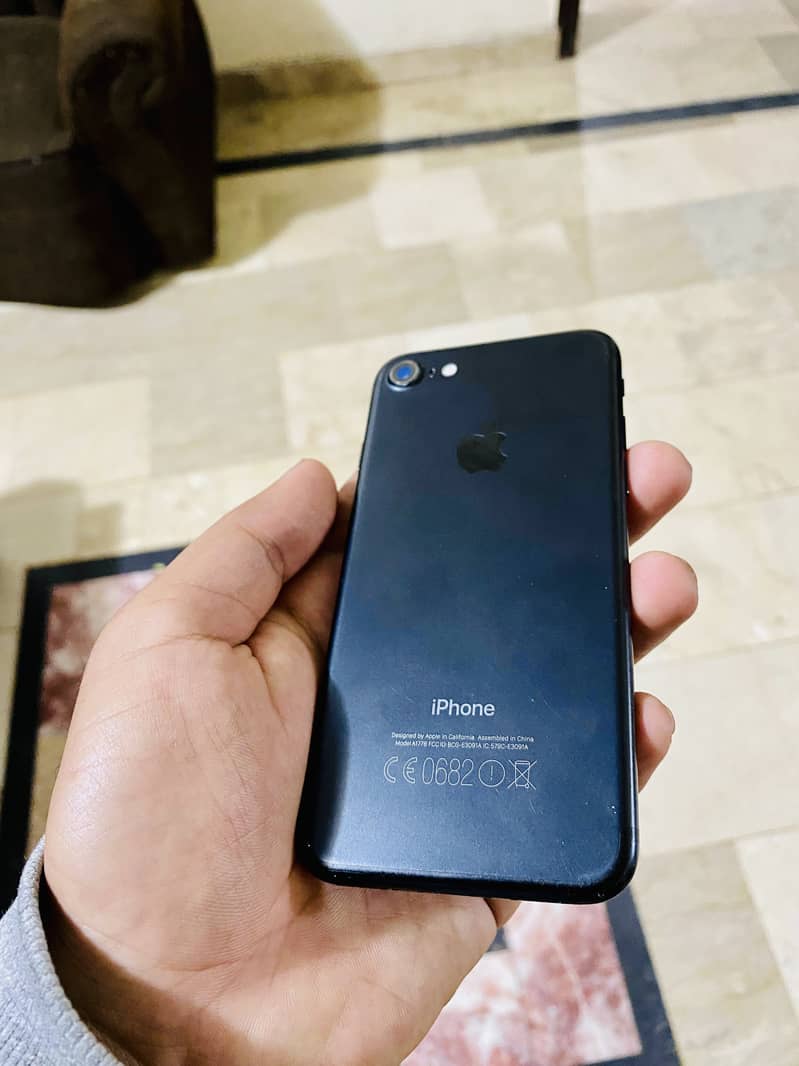 iphone 7 pta approve 32gb 1