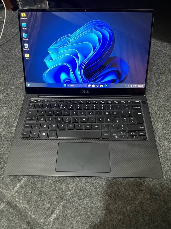 Hi, I am selling my laptop XPS m…. 10by10 windows 11 original install 11