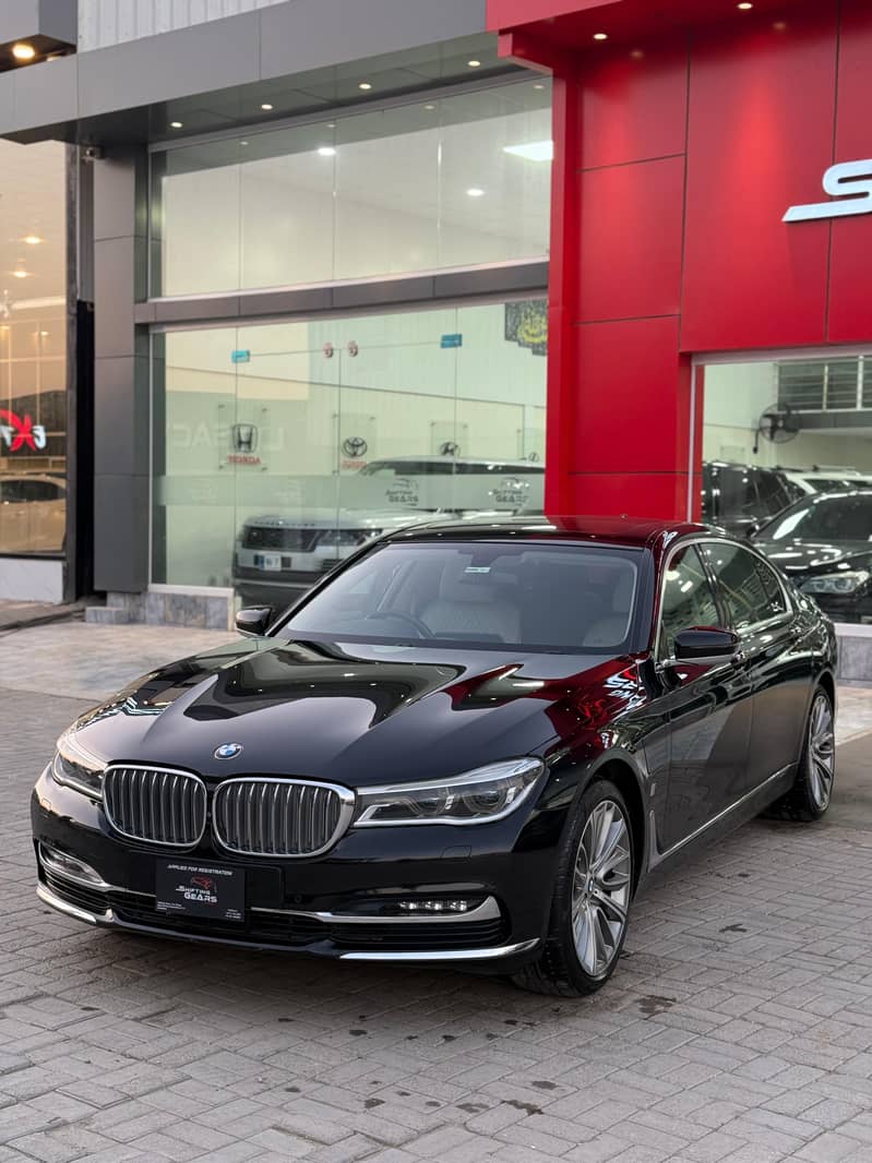 BMW 7 Series 2019 1