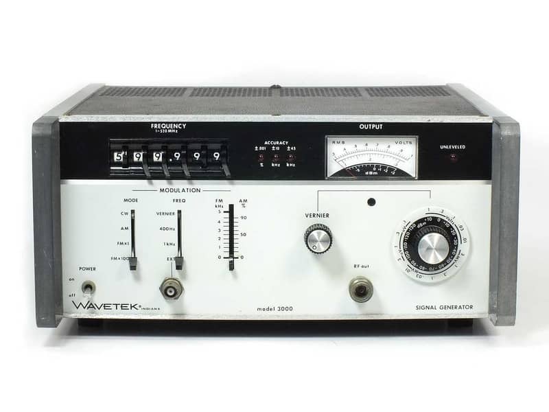 Wavetek 3000 RF Signal Generator 0