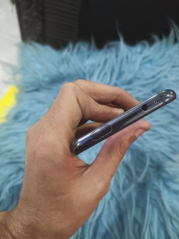 Xiaomi 9t Pro in good condition 6gb 128gb Non Pta gaming device 6