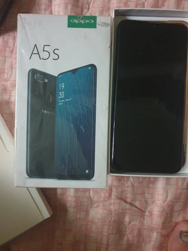 oppo A5S with box 4