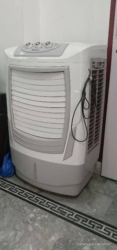 NATIONAL coolar fan new condition urgent sell ,I CE COOLAR 3