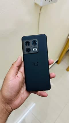 One Plus 10 Pro 5G