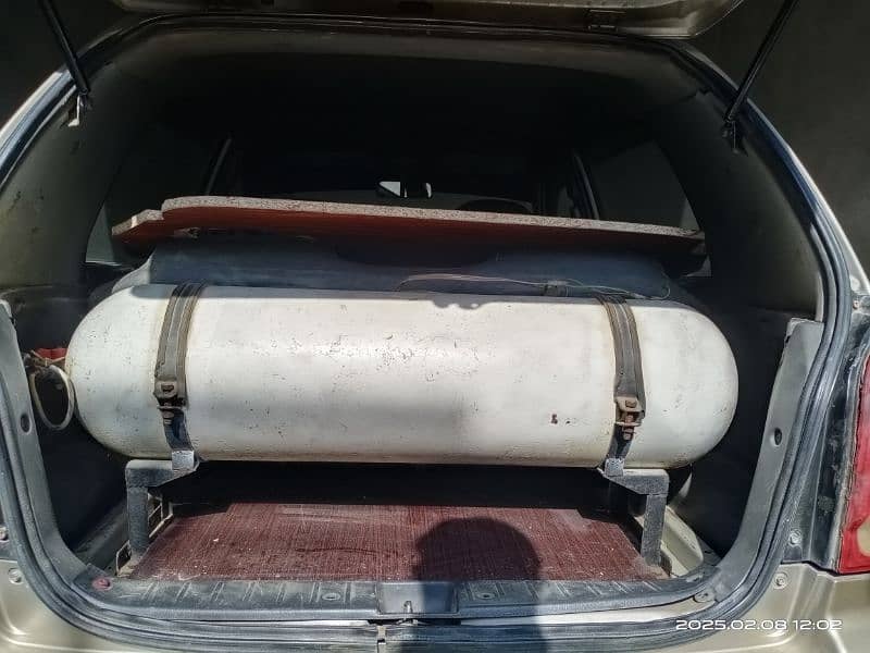 CNG cylinder and Kit available for sale Urgent 1