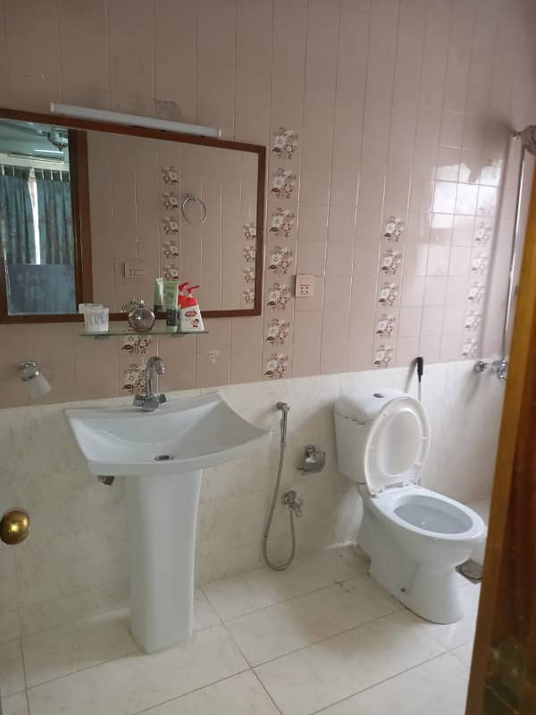 01 Kanal Modern Design House For Rent In DHA Phase 2 Block-T Lahore. 19