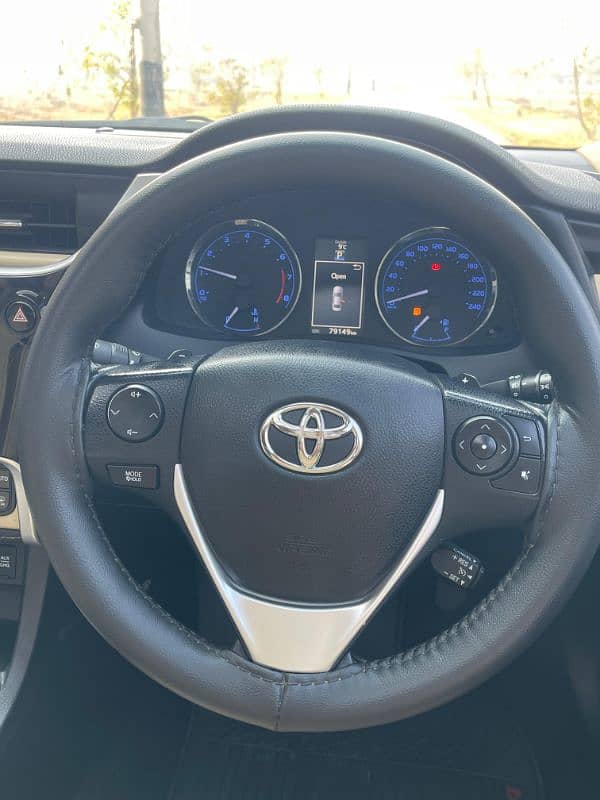 Toyota Altis Grande 2021 4