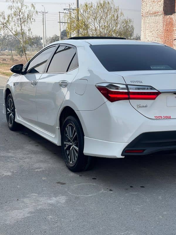 Toyota Altis Grande 2021 11