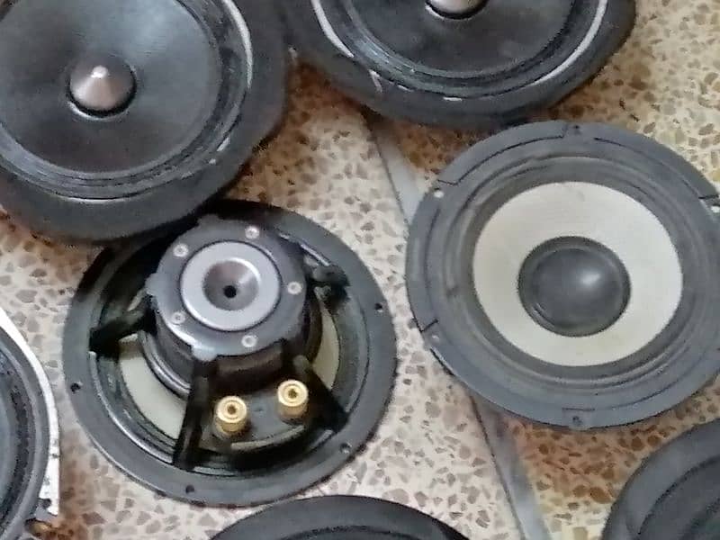 components speakers amplifier woofers players 8
