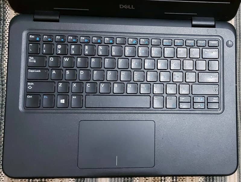 Dell Latitude 7th Generation UltraSlim 1