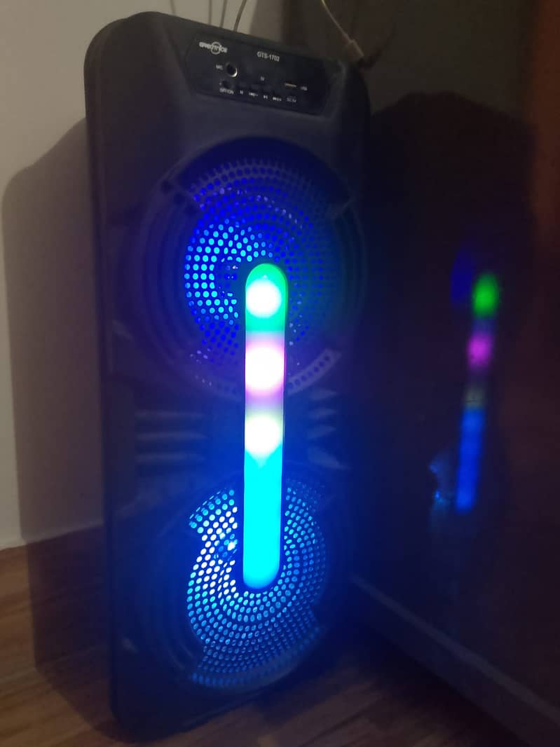 Bluetooth + Mic Speaker 2