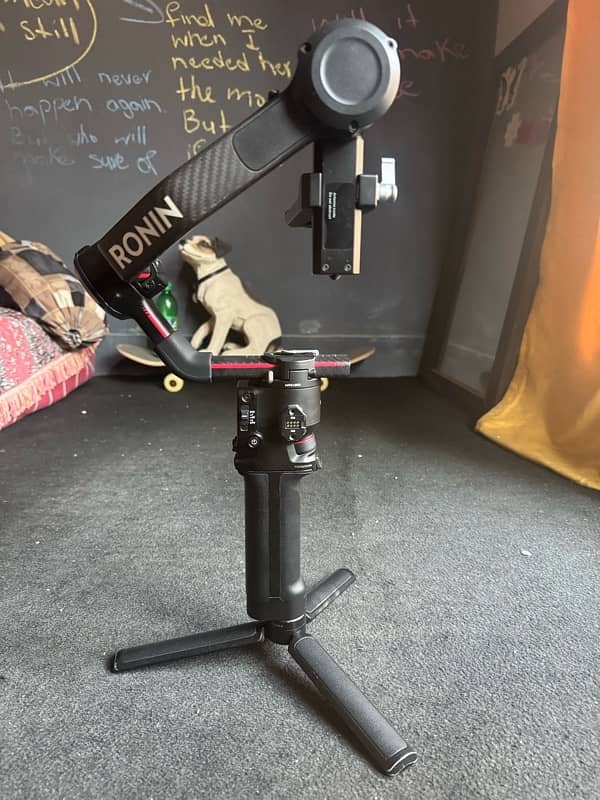 dJI RS3 Pro in brand new condition 0