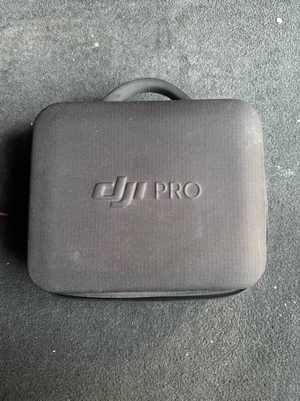 dJI RS3 Pro in brand new condition 2