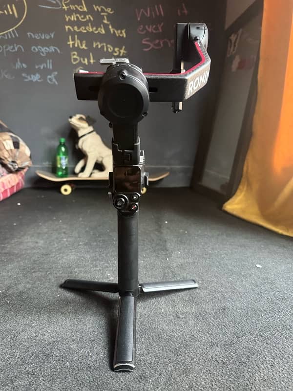 dJI RS3 Pro in brand new condition 4