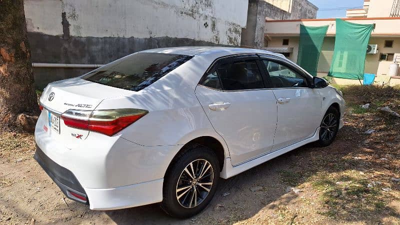 Toyota Corolla Altis 2018 9