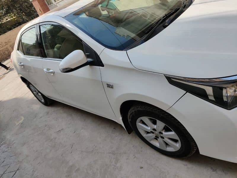 Toyota Altis Grande 2016 5