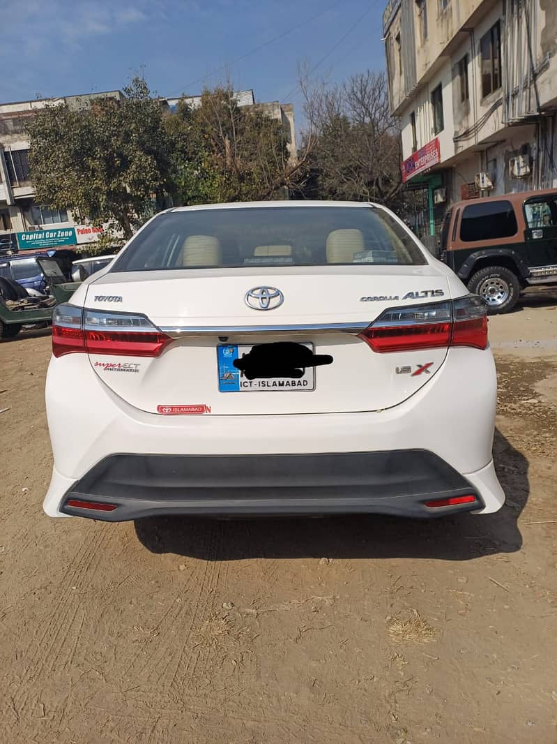 Toyota Corolla Altis 2021 3