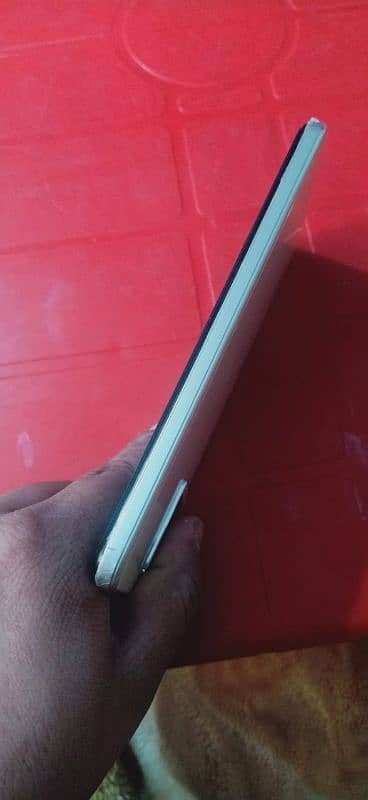 Vivo y33t Condition 10/9.5 8