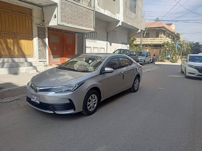 Toyota Corolla GLI 2017 in Immaculate Condition 3