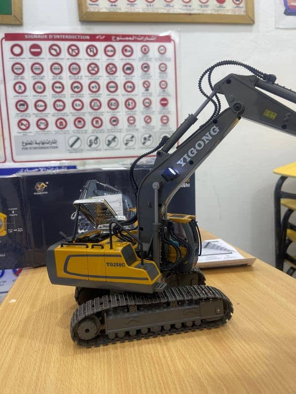 Remote controlled Excavator , RC Car 9