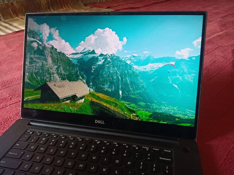 dell XPS 7590 H hexa core 0