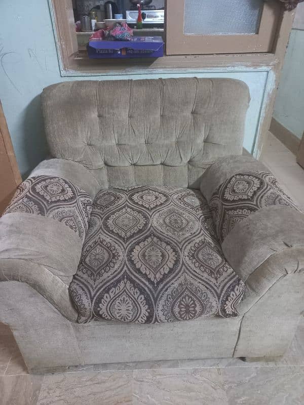 7 Seater sofa for sale 3