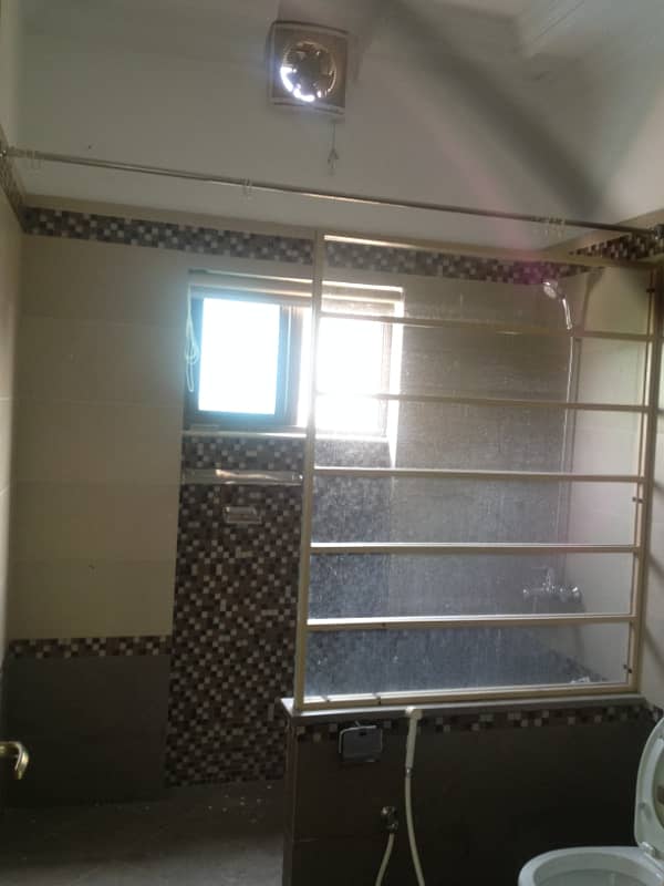 CORNER HOUSE AVAILABLE FOR RENT AT F-11/3 ISLAMABAD 11