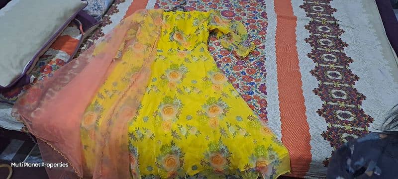 all dress in good condition 0